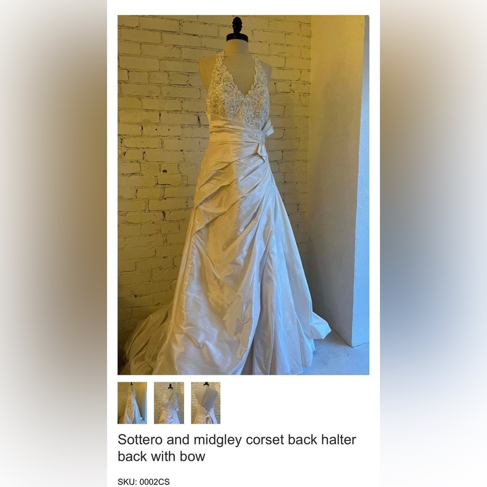 Ivory wedding dress